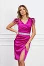 Rochie Atena magenta cu pene la maneci si accesoriu in talie