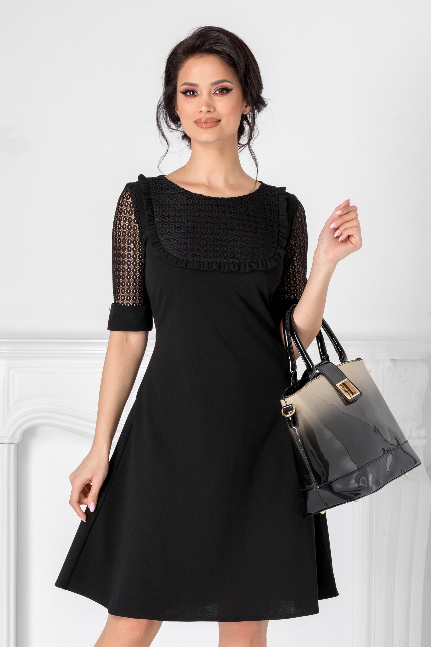 Rochie Atena neagra cu detalii din dantela