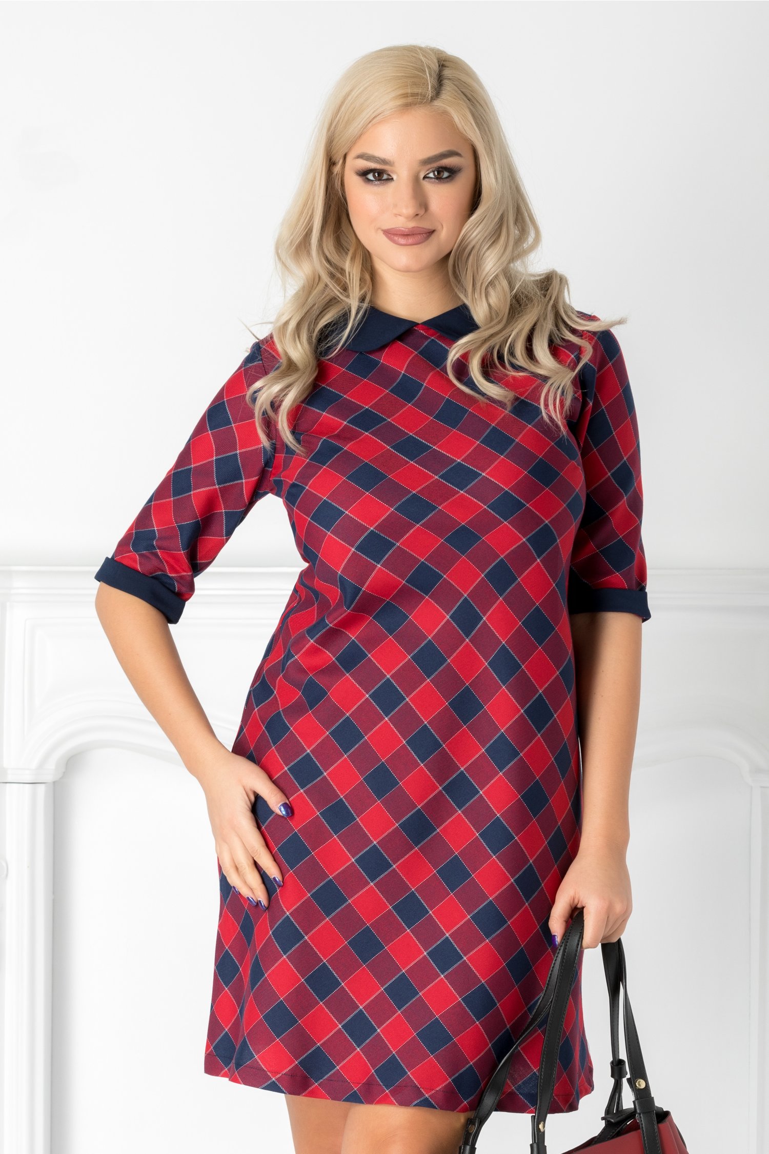 Rochie Bambi in carouri bleumarin si rosu