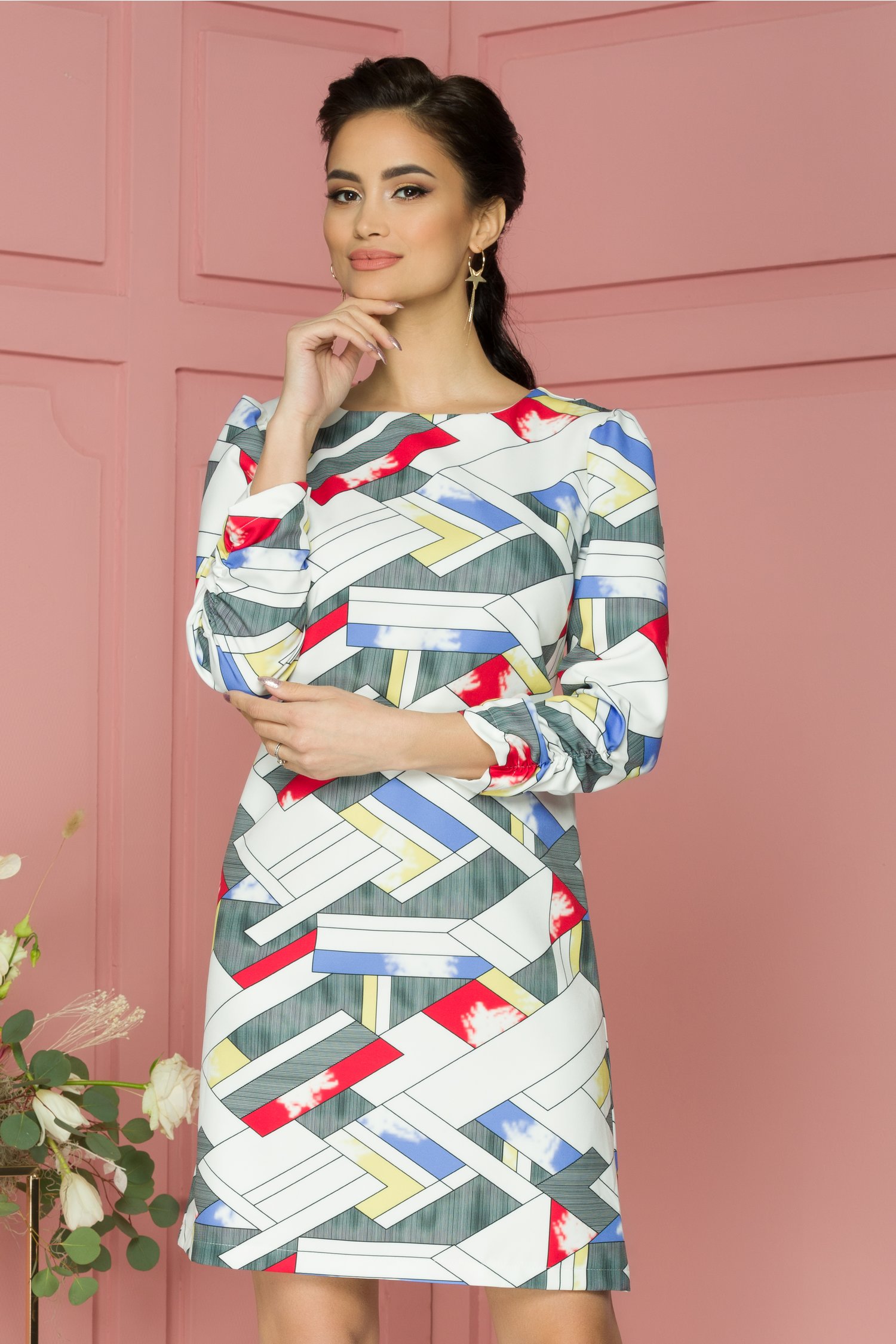 Rochie Bloomy alba cu imprimeu geometric multicolor