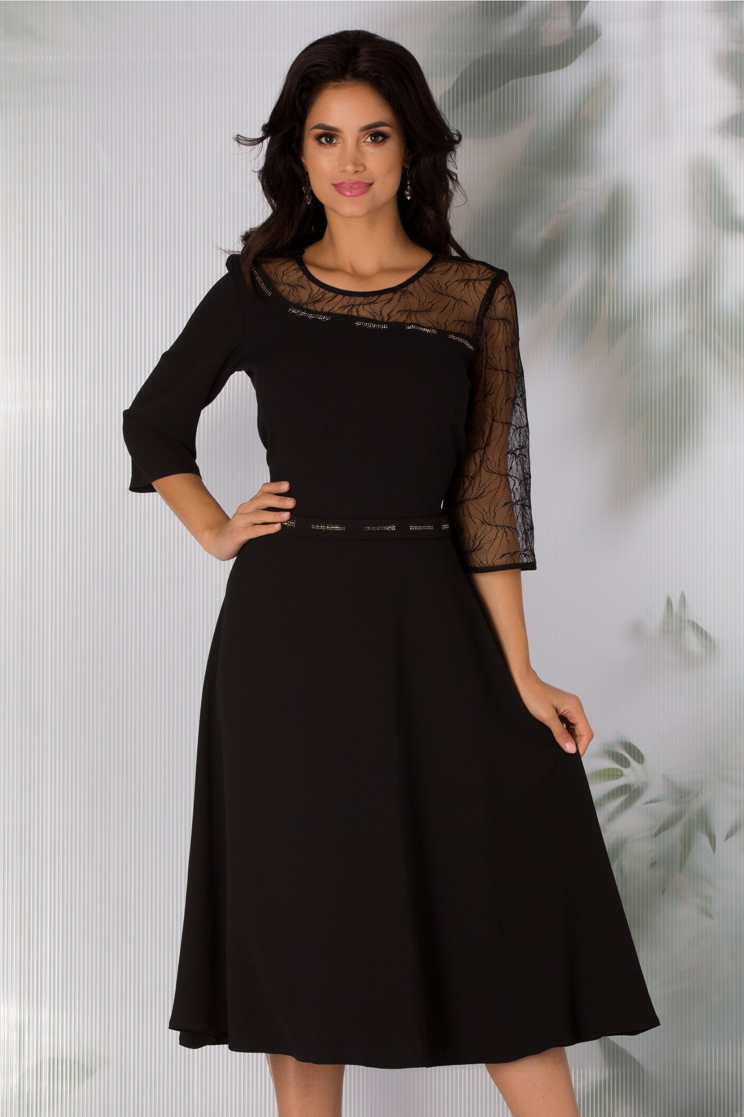 Rochie Cara neagra cu o maneca din dantela