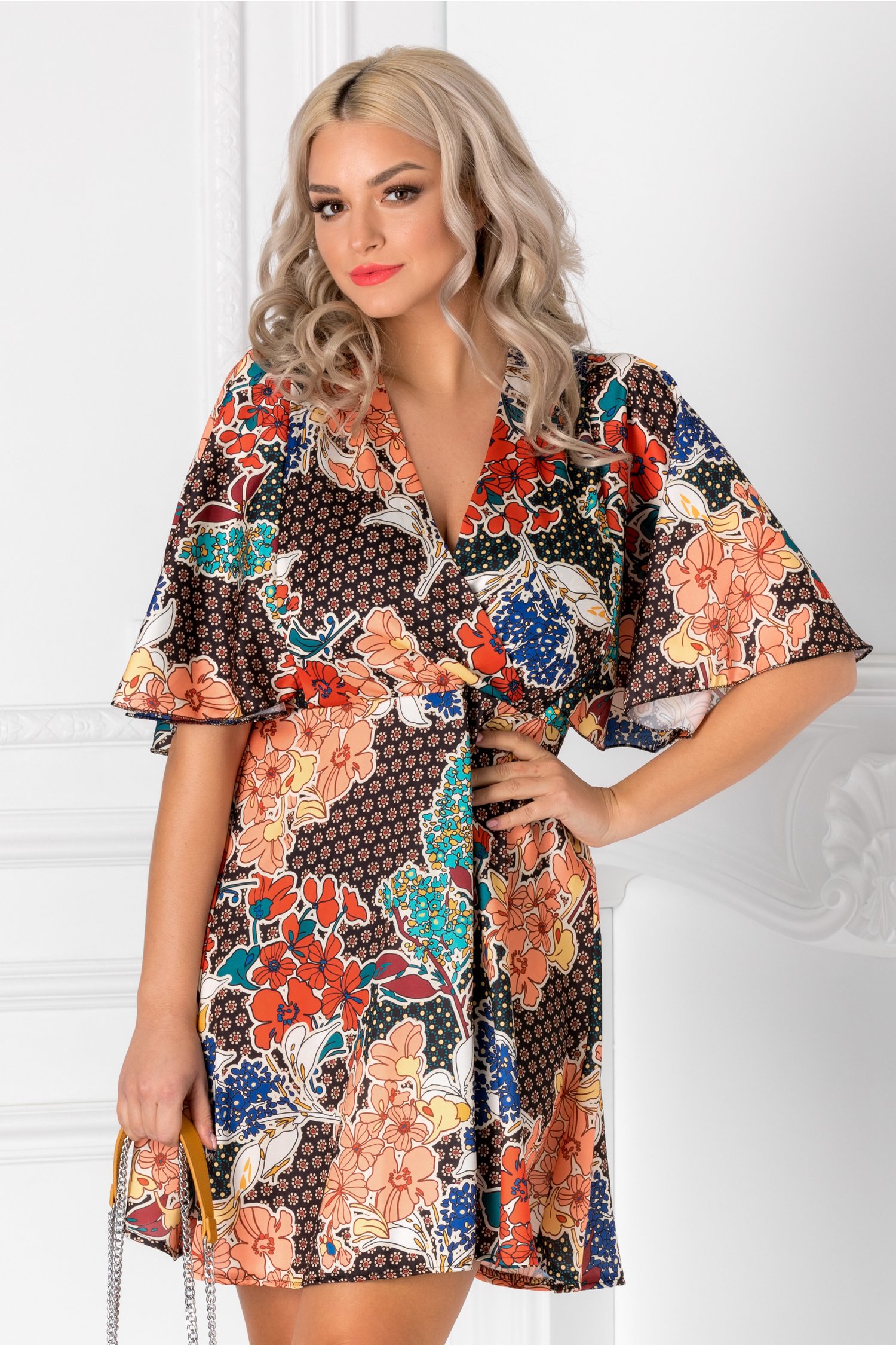 Rochie Carolina cu imprimeu divers