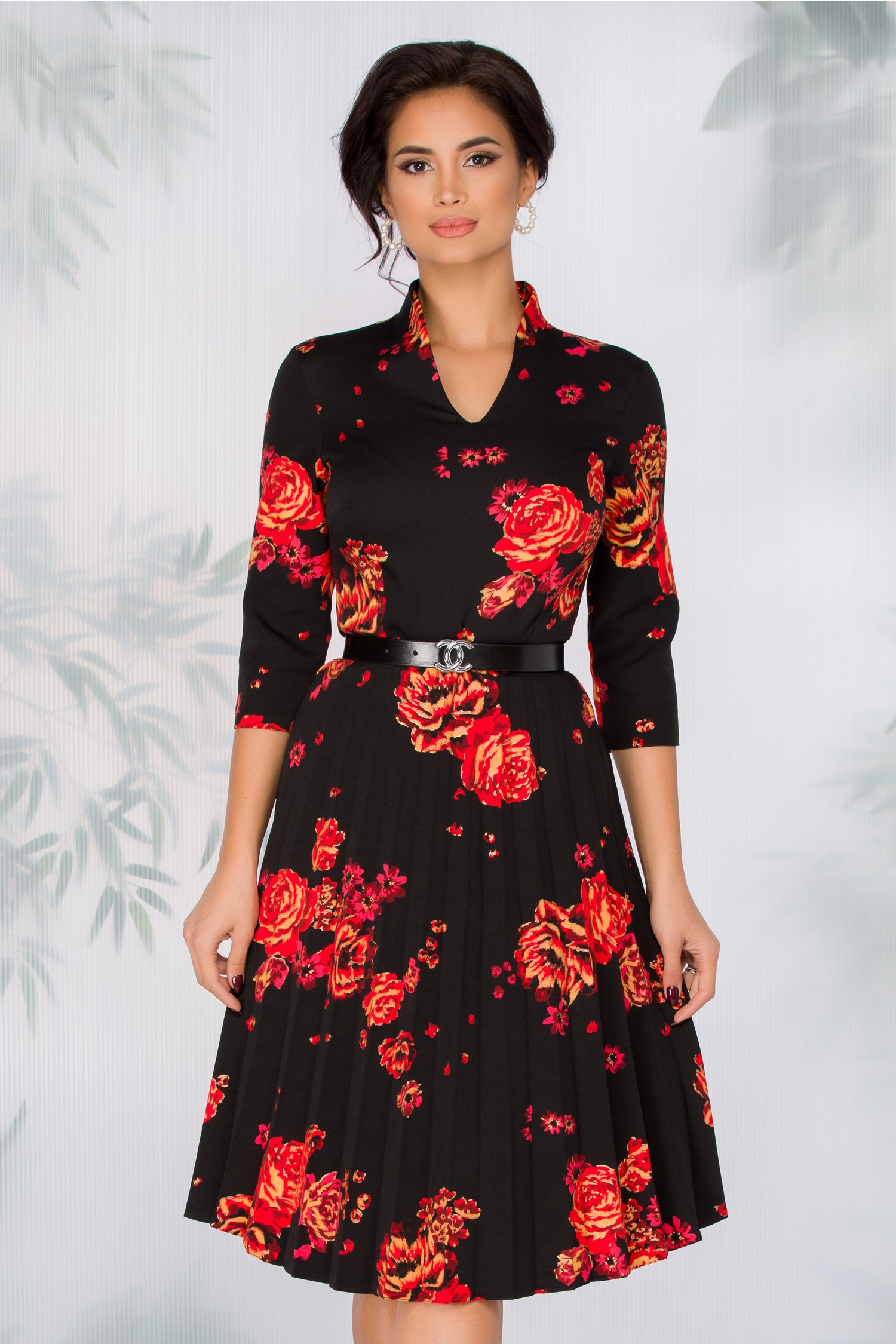 Rochie Celinda neagra cu imprimeu floral rosu