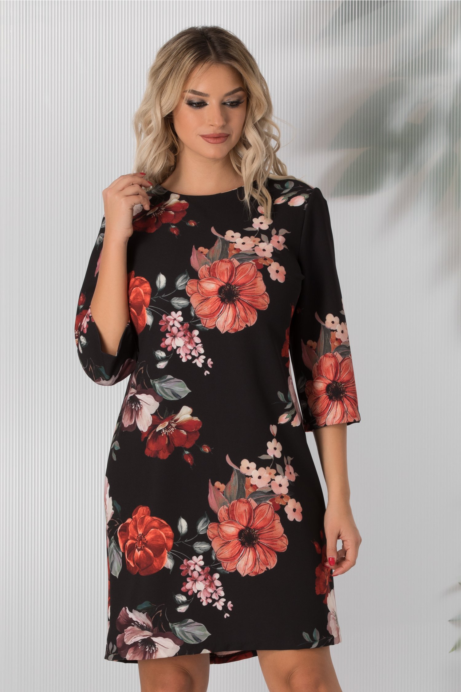 Rochie Damiana neagra cu imprimeuri florale corai