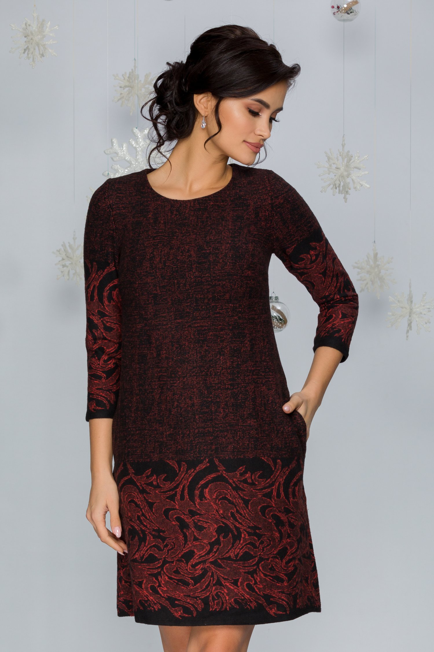 Rochie Danette neagra cu imprimeu floral si insertii caramizii