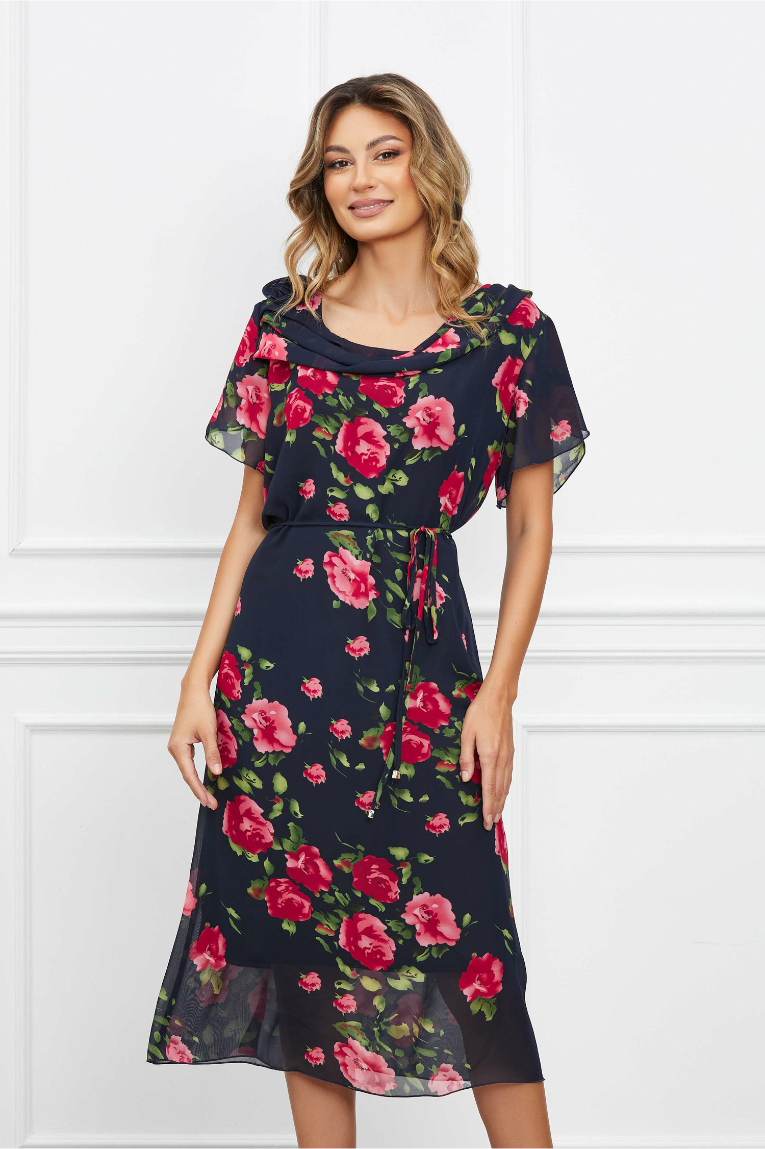 Rochie Daria bleumarin din voal cu flori rosii