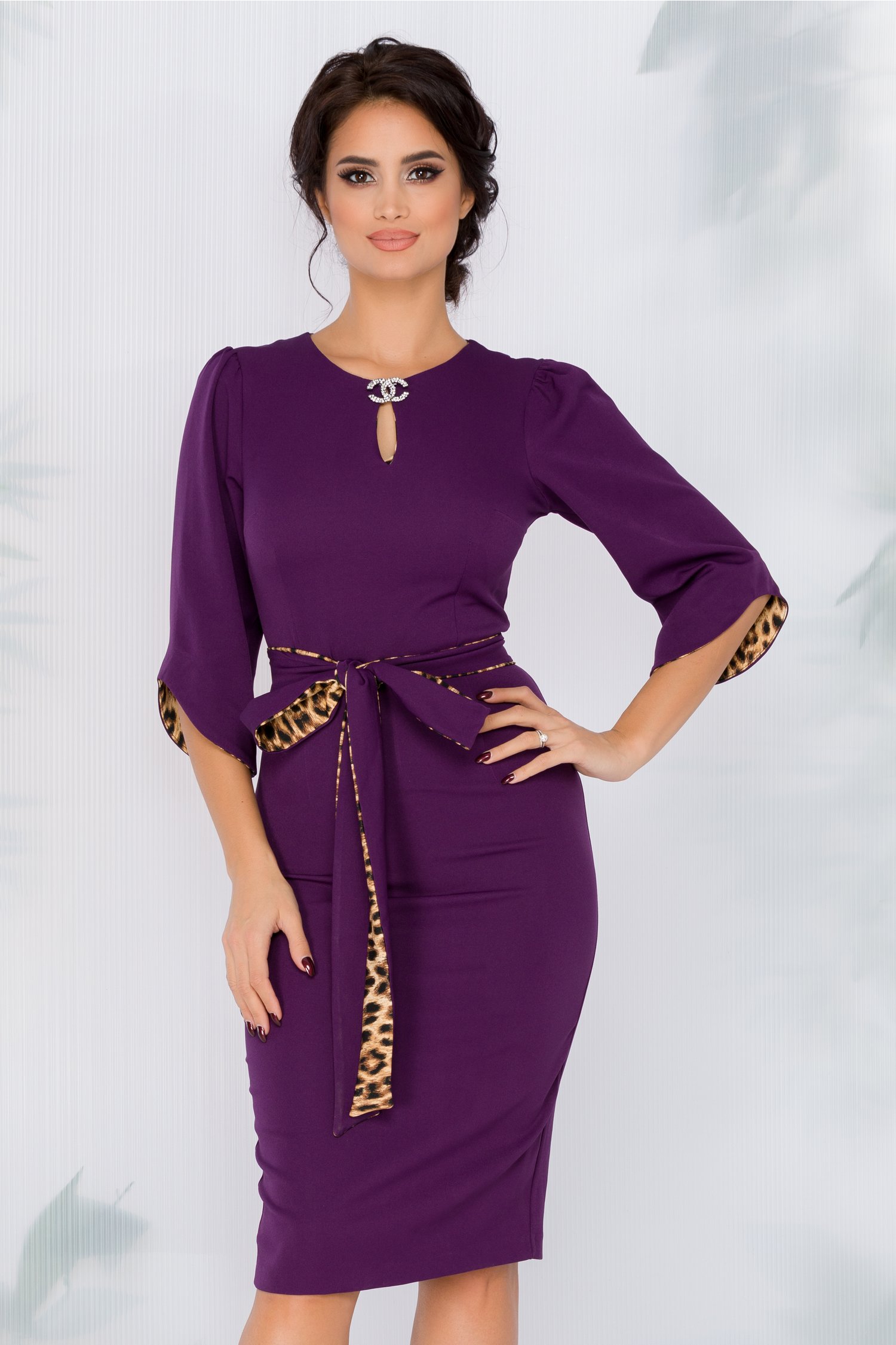 Rochie dariana mov cu cordon si detalii animal print
