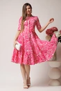 Rochie de zi din voal fucsia cu imprimeuri si floare in talie