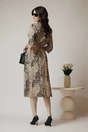 Rochie de zi tip camasa din bumbac bej cu animal print si cordon in talie
