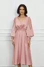 Rochie Denisa roz accesorizata cu perlute