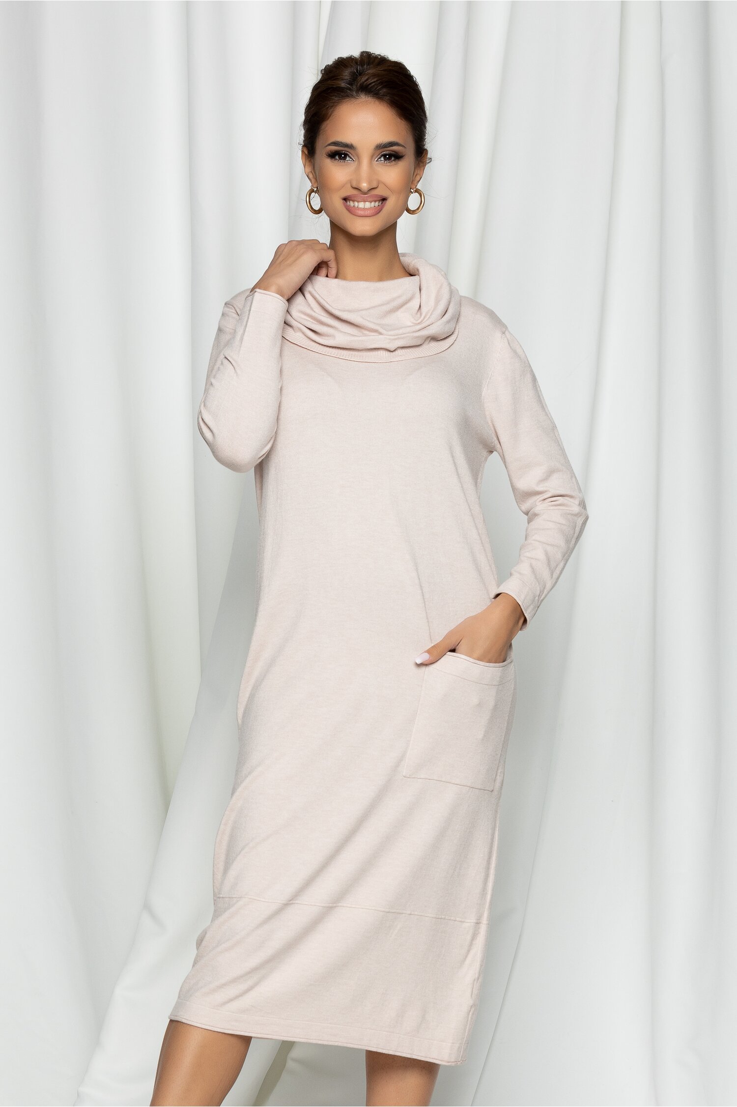 Rochie din tricot Rocsana ivoire cu guler si buzunar