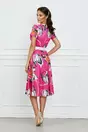 Rochie Dolores fucsia cu imprimeuri florale si curea in talie