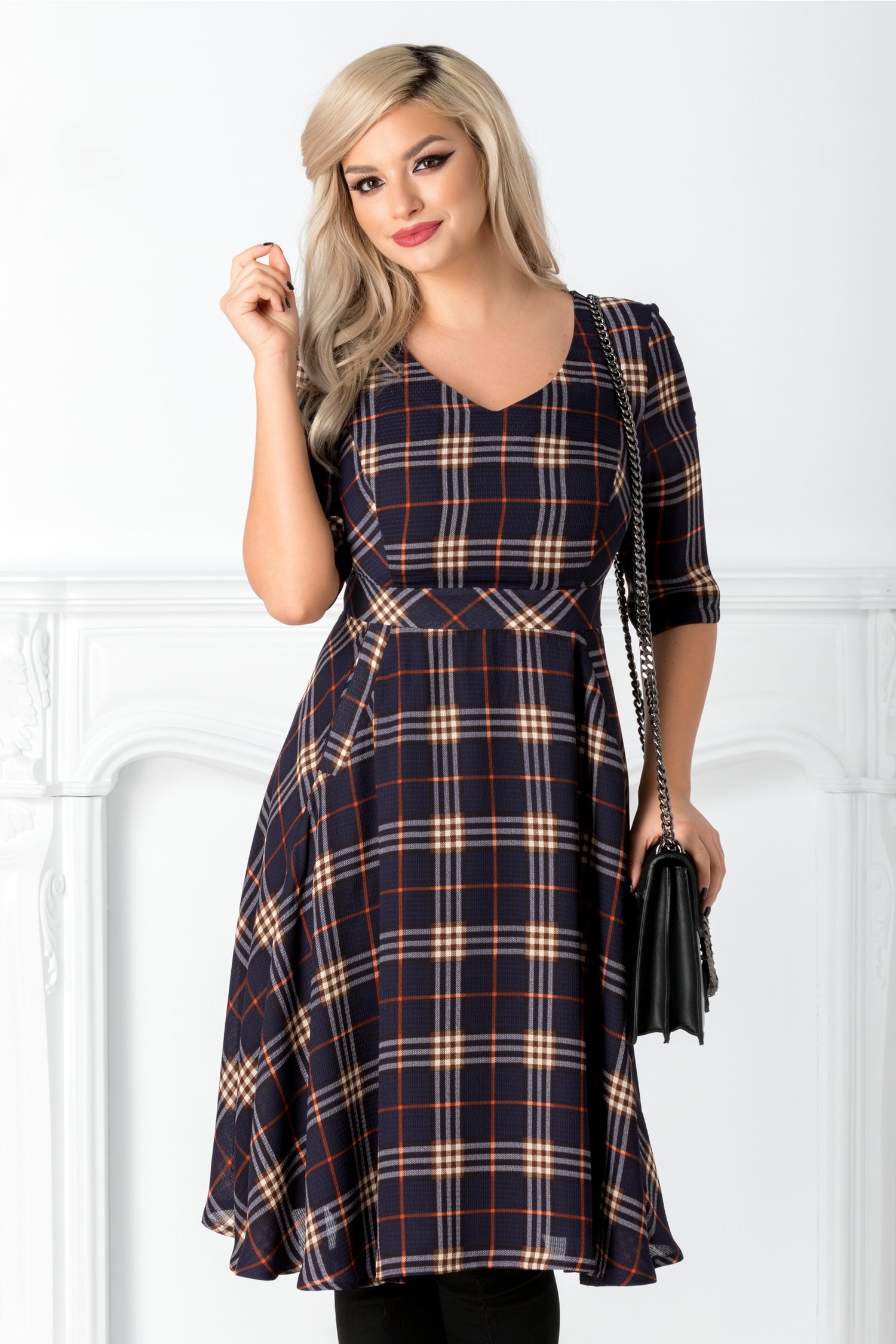 Rochie Doris bleumarin cu carouri