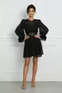 Rochie Doris neagra cu insertii florale catifelate si curea in talie