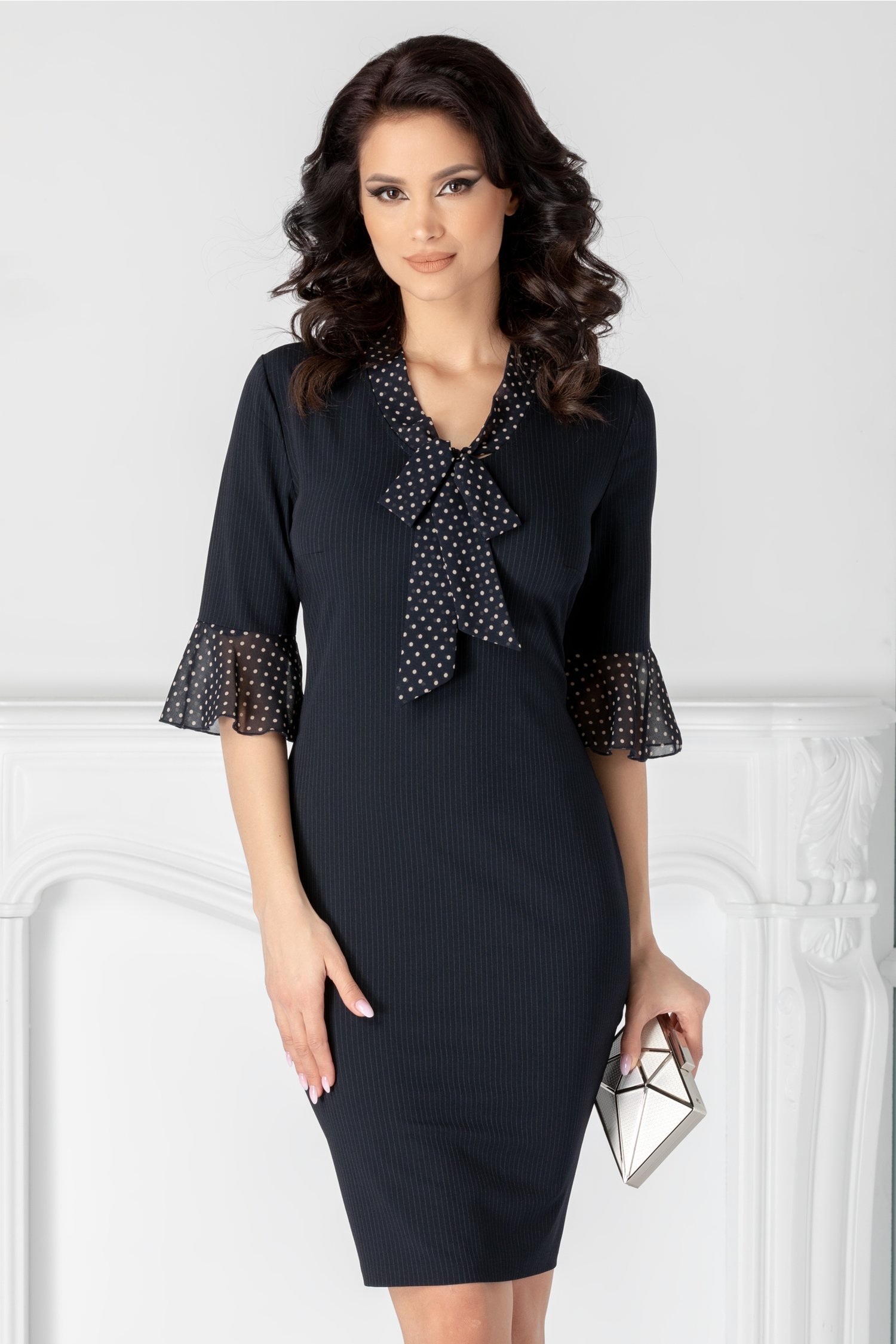 Rochie Dots bleumarin cu funda si buline