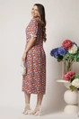 Rochie DY Fashion cu imprimeuri florale colorate si volanase la maneci si decolteu