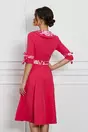 Rochie Dy Fashion fucsia cu imprimeu si nasturi