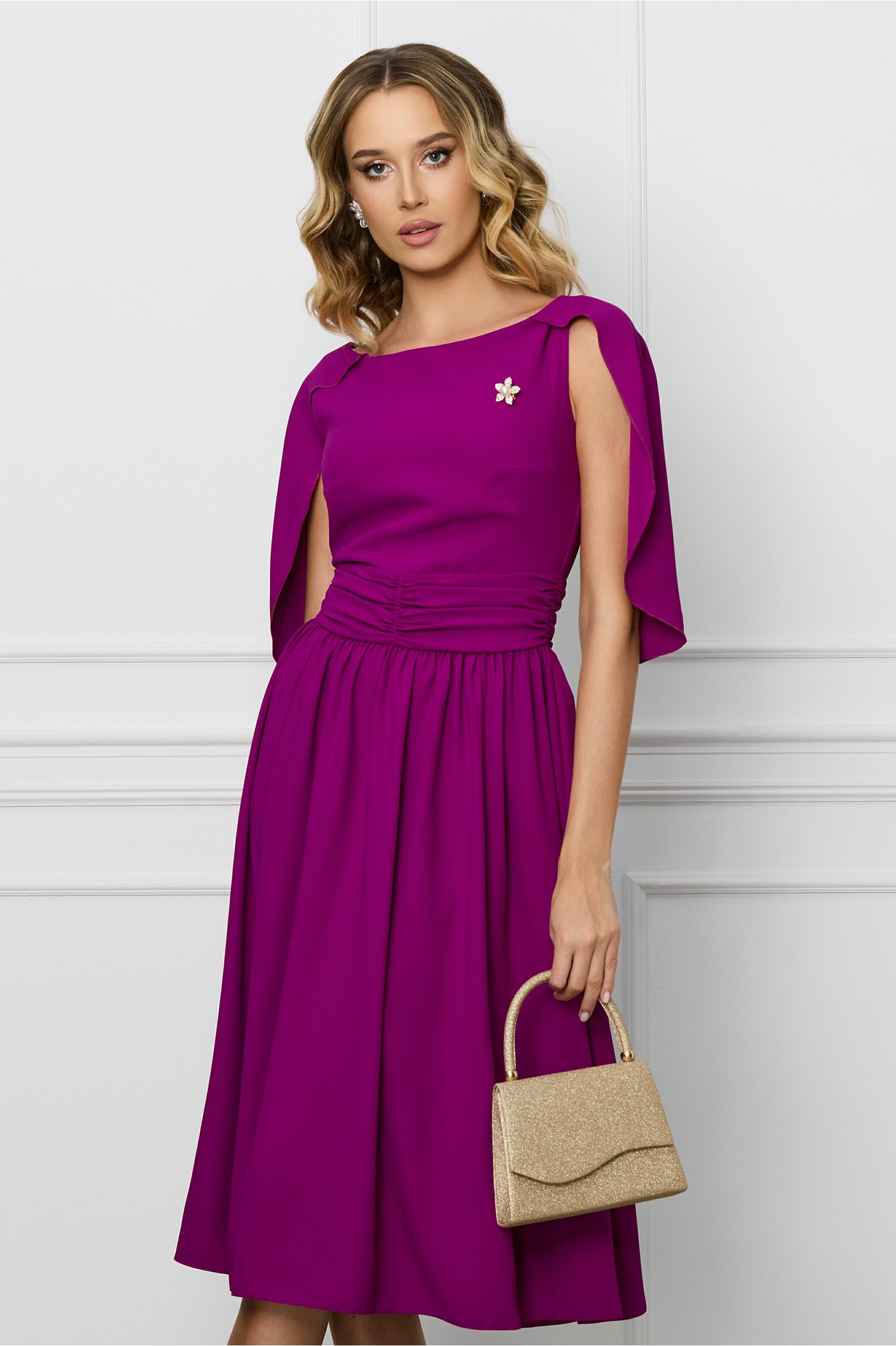 Rochie de ocazie magenta cu maneci petrecute