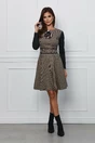 Rochie Dy Fashion maro cu carouri si maneci negre