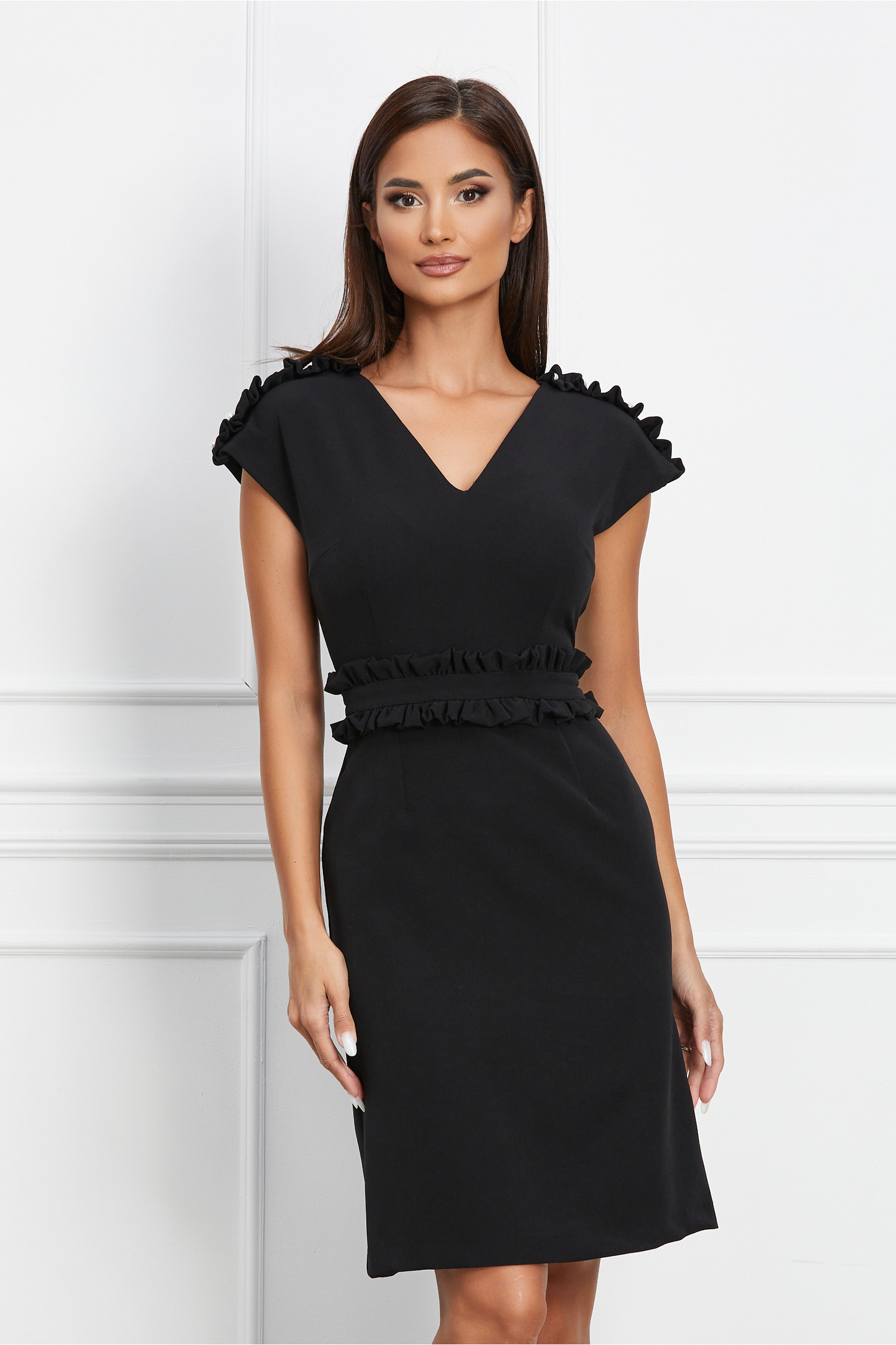 Rochie neagra cu mini volanase si perlute - Rochii-Dama.ro