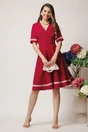 Rochie DY Fashion office din stofa magenta cu benzi roz