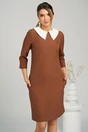Rochie DY Fashion office din stofa maro cu guler alb