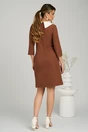 Rochie DY Fashion office din stofa maro cu guler alb