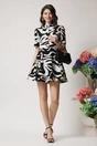 Rochie DY Fashion scurta de zi din triplu voal neagra cu imprimeu alb si curea in talie