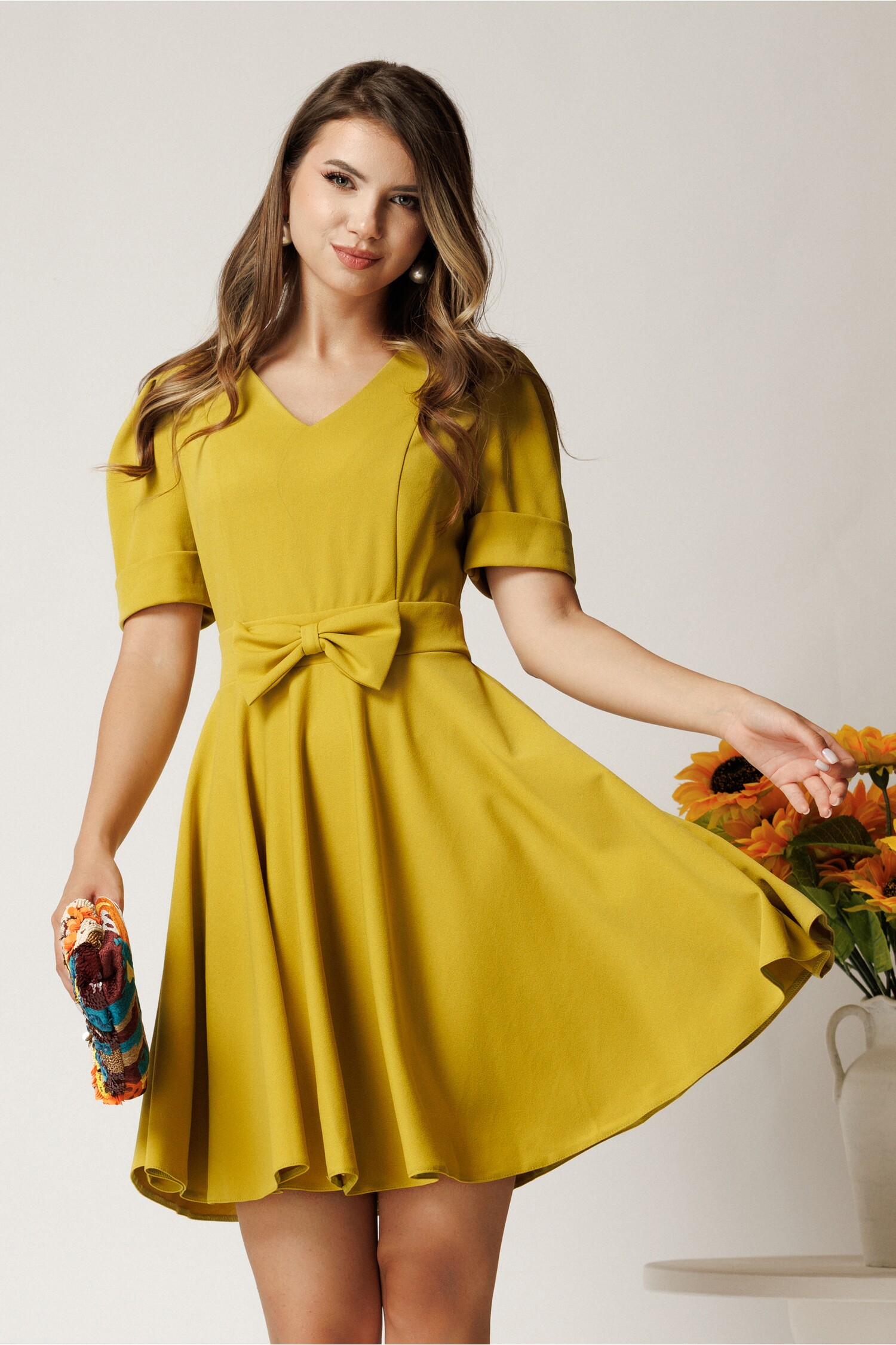 Rochie DY Fashion scurta verde lime in clos cu funda in talie