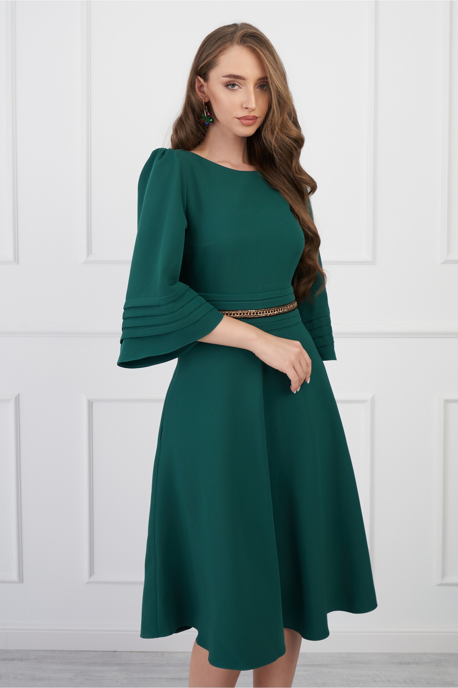 Rochie DY Fashion verde cu lant in talie