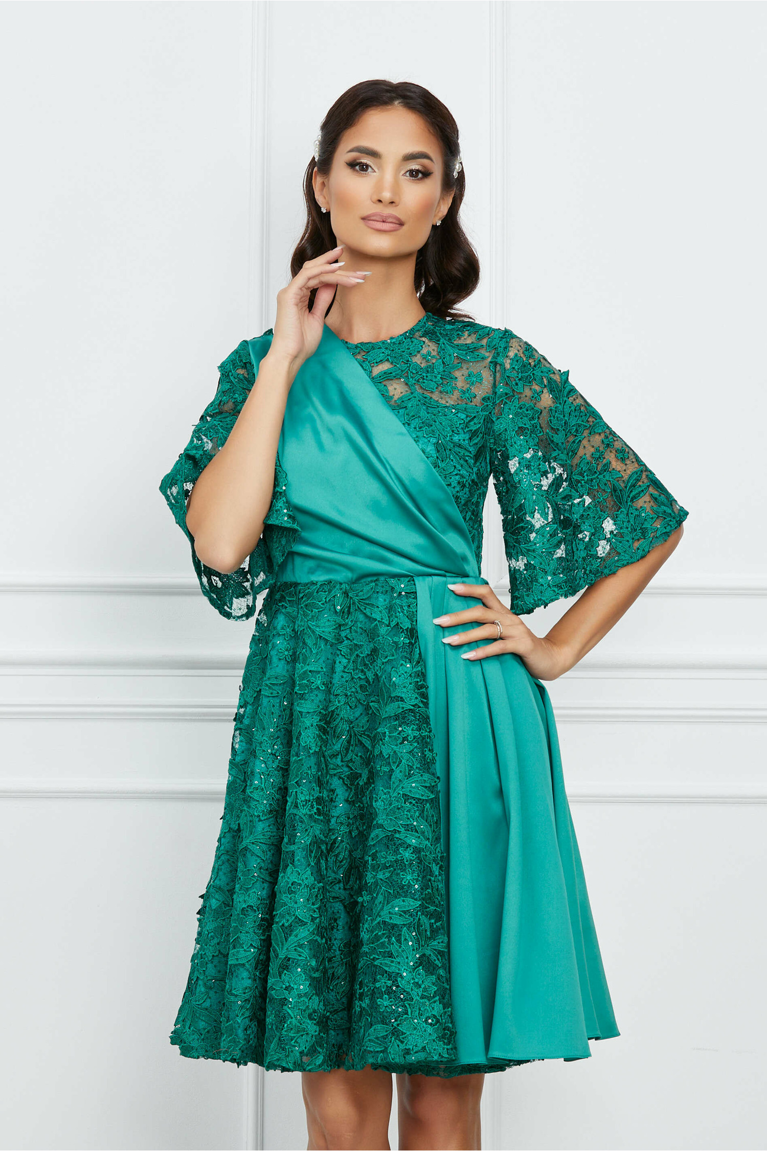 Rochie din dantela verde din dantela si tafta