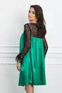 Rochie Dy Fashion verde din satin cu dantela si pene la maneci