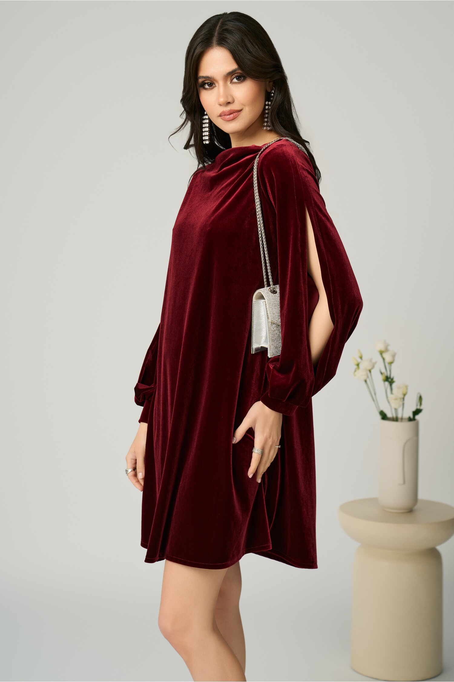 Rochie eleganta din catifea bordo simpla