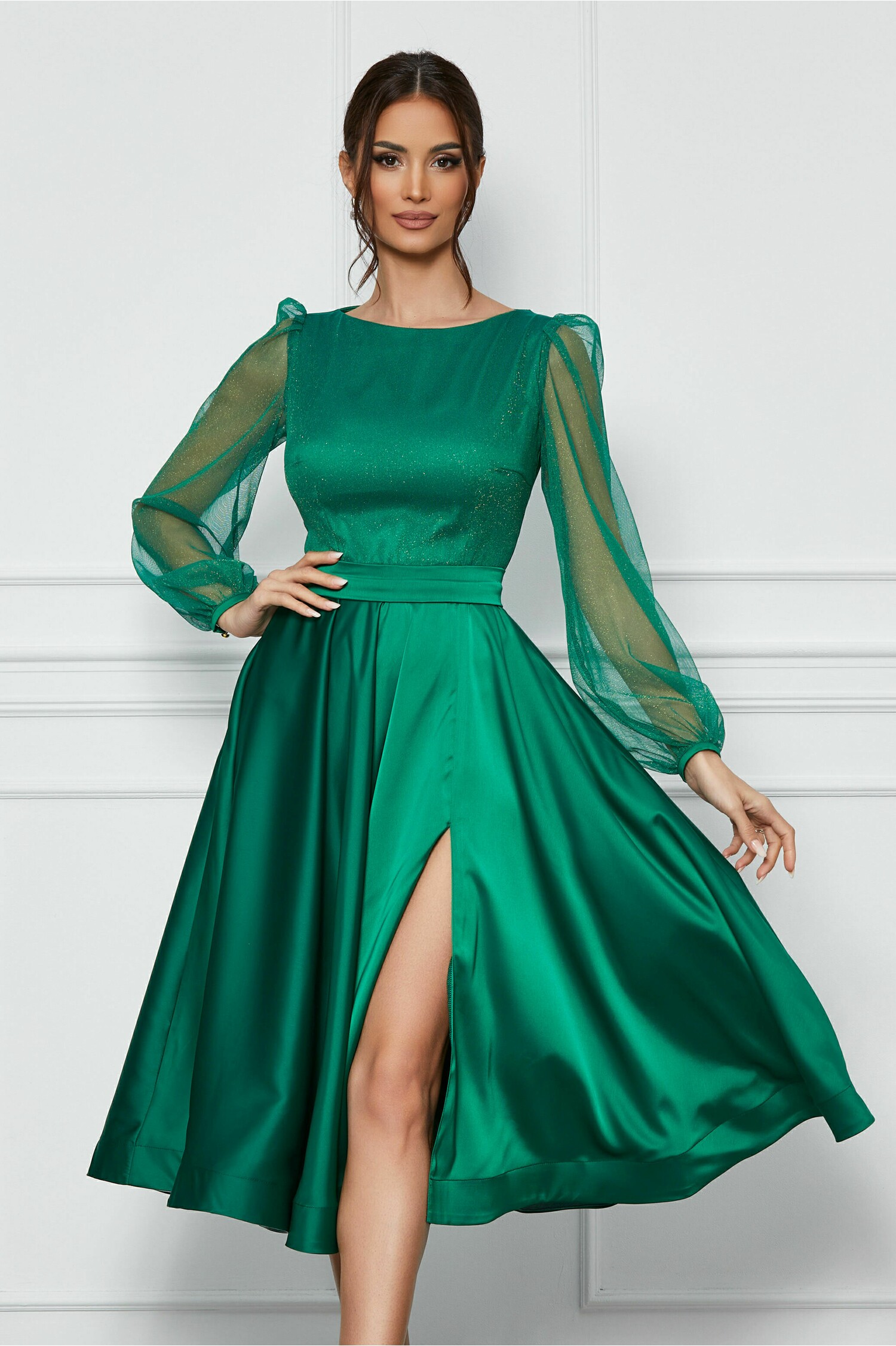 Rochie eleganta din satin verde cu glitter la bust