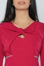 Rochie eleganta din stofa magenta cu strasuri in talie si decupaj la decolteu