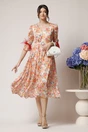 Rochie DY Fashion eleganta din voal alba cu imprimeuri florale roz si pene la maneci