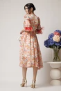 Rochie DY Fashion eleganta din voal alba cu imprimeuri florale roz si pene la maneci