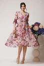 Rochie DY Fashion eleganta din voal roz cu imprimeuri florale si pene la maneci