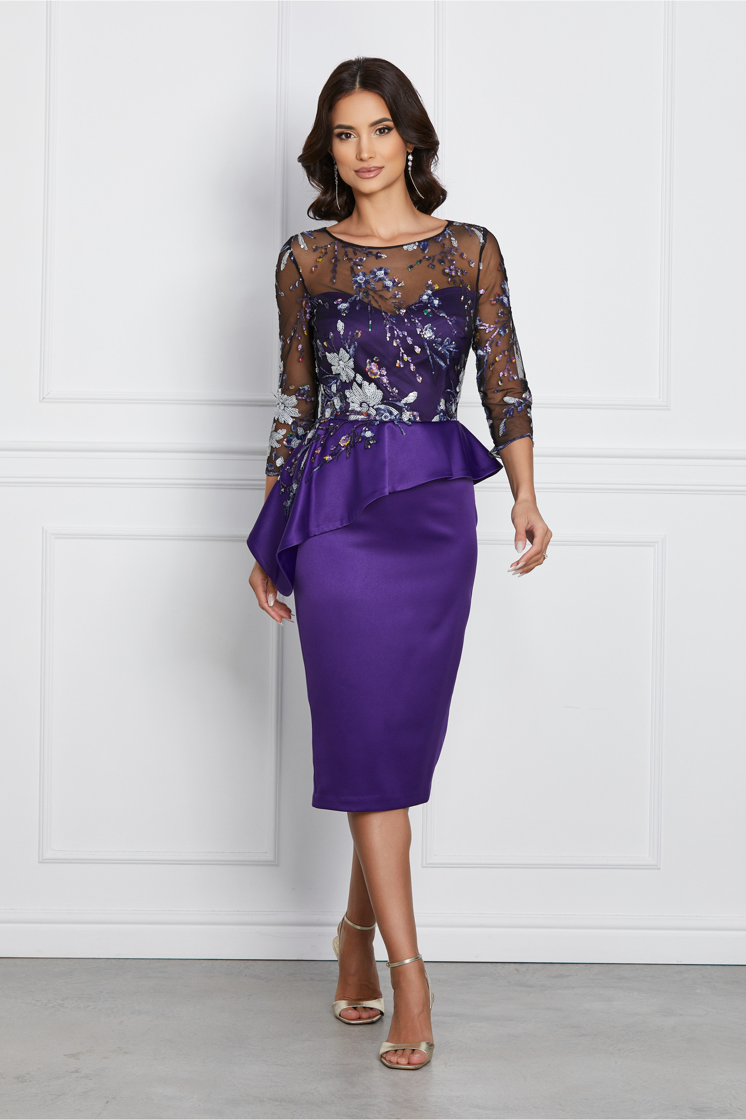 Rochie eleganta mov cu broderie la bust si peplum in talie