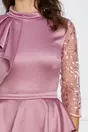 Rochie eleganta roz cu o maneca din dantela si peplum in talie
