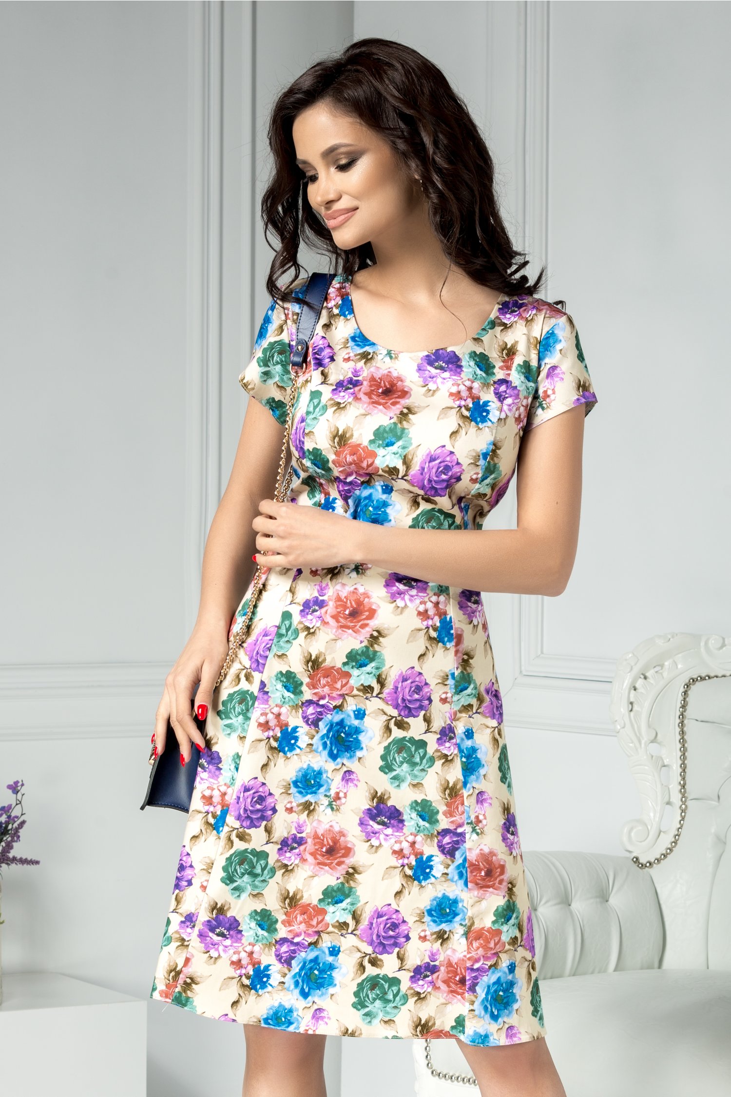 Rochie Elia midi bej cu flori colorate