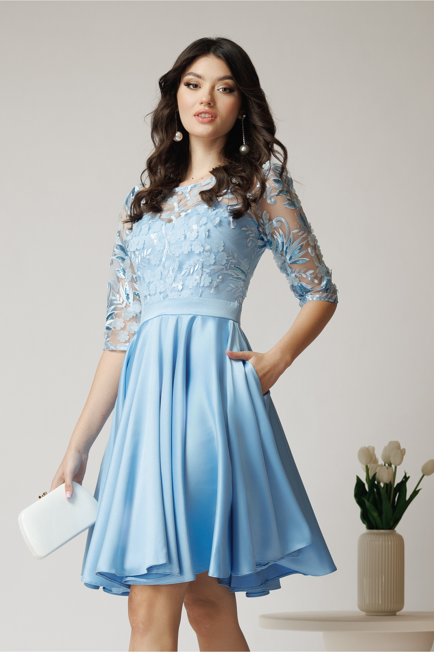 Rochie Ella Collection Ana eleganta din tafta bleu cu broderie florala 3D la bust