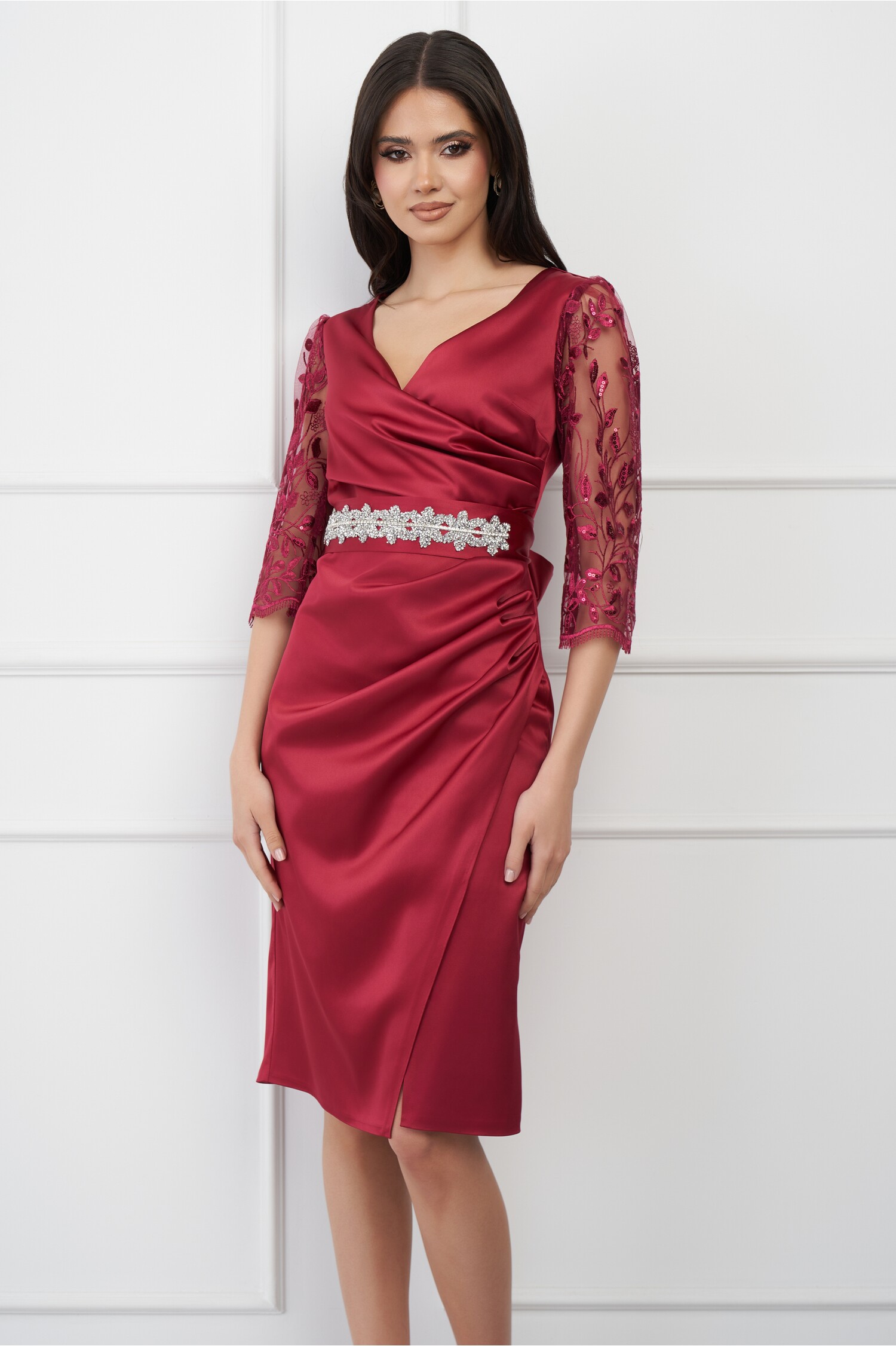 Rochie Ella Collection Atena bordo cu maneci din dantela si cordon in talie