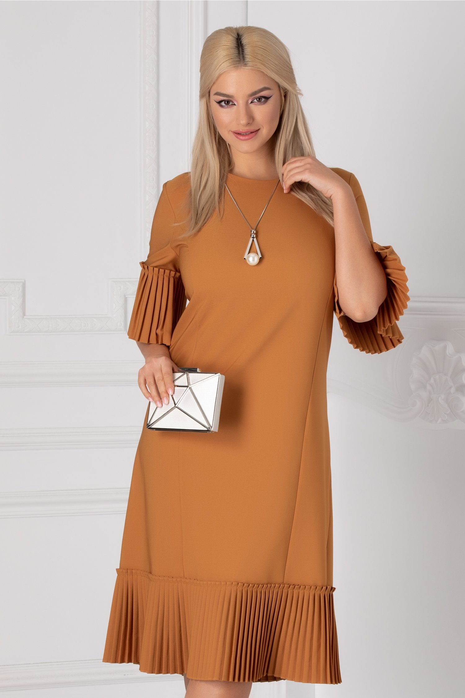 Rochie Eveline galben mustar cu volane plisate