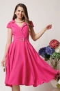 Rochie office din stofa fucsia cu catarama stralucitoare in talie