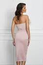 Rochie Inna roz cu perle si pene