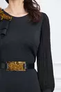 Rochie Jesica neagra din neopren cu accesoriu pe umar si curea