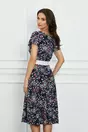 Rochie Karina bleumarin cu flori rosii si curea in talie