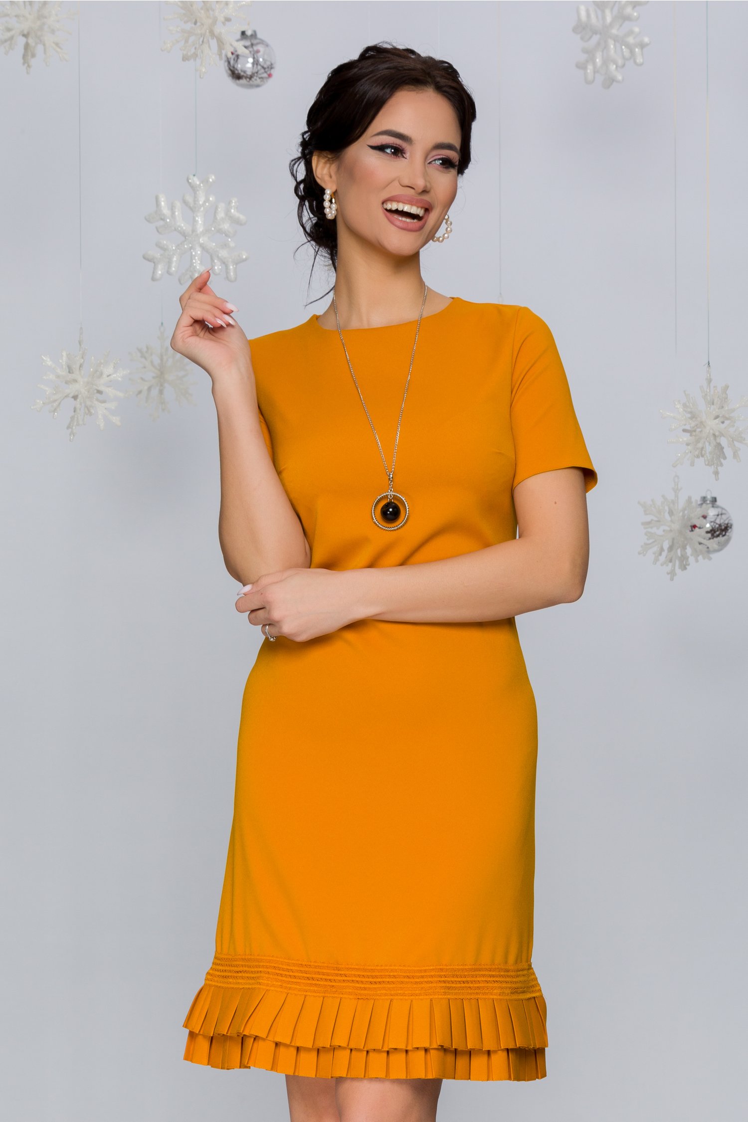 Rochie katy galben mustar cu volanase plisate la baza