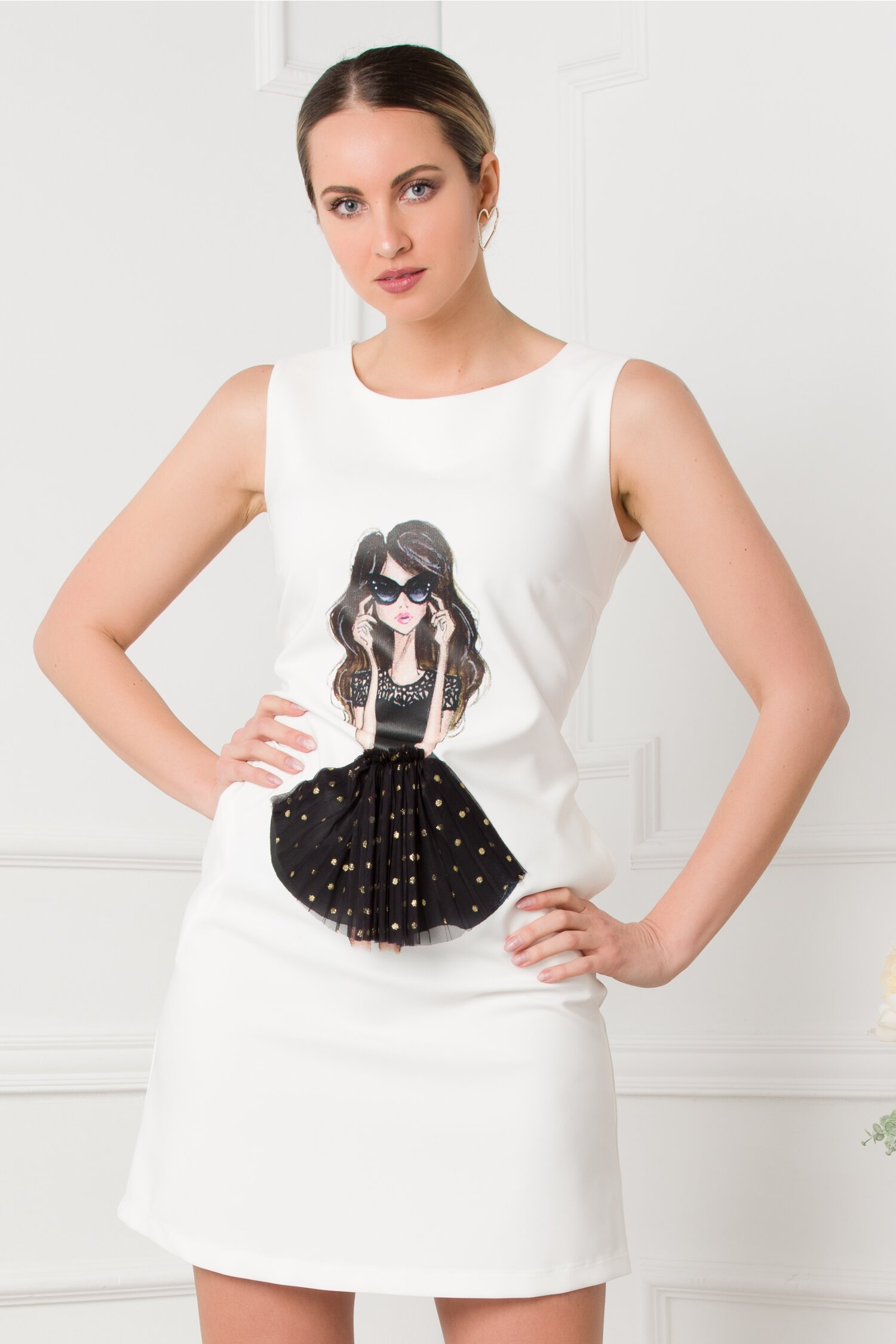 Rochie LaDonna alba fara maneci cu imprimeu portret